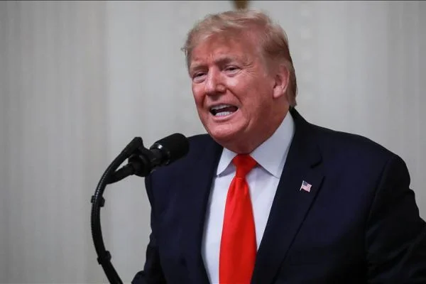 Trump'ın Senato'daki azil yargılamasında savunması başladı