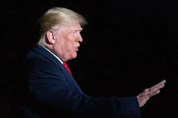 Trump'tan İran'ın yaptırımlar kalkarsa müzakereye hazırız teklifine 'Hayır, teşekkürler' yanıtı