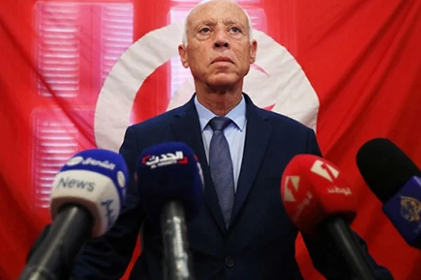 Tunus Cumhurbaşkanı'ndan parlamento
