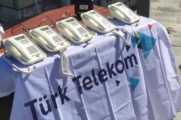 Türk Telekom Elazığ için seferber oldu