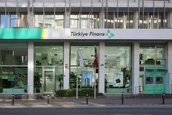 Türkiye Finans'tan Elazığ'daki müşterilerine destek