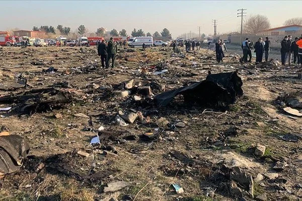 Ukrayna'dan düşen uçakla ilgili çağrı