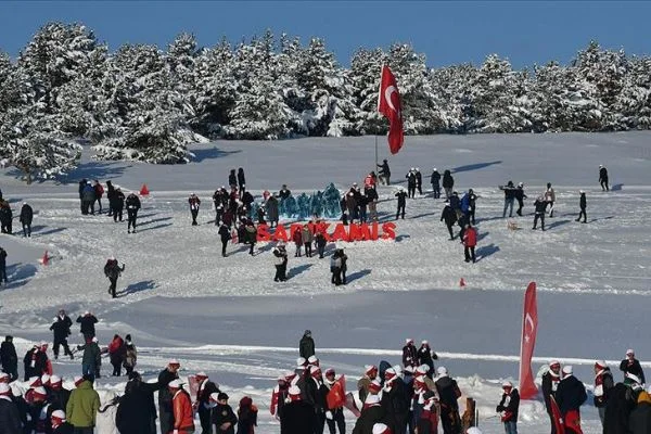 Vefakar gençlik fedakar ecdadı 105'inci yılında anmak için bir araya geldi