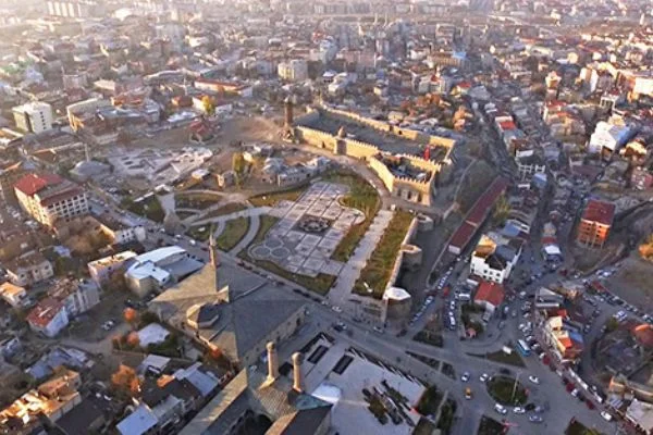 Yakutiye Belediye Başkanı Dr. Uçar: Saltuklu'nun değerini Türkiye'ye anlatacağız