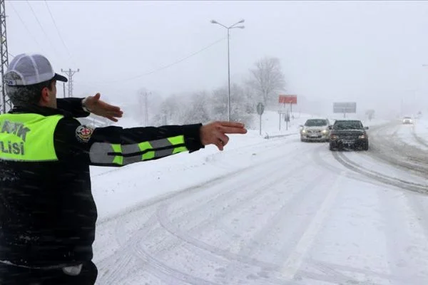 Yarıyıl tatilindeki trafik tedbirleri artırıldı