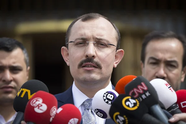 AK Parti'den ''İş Bankası'' açıklaması