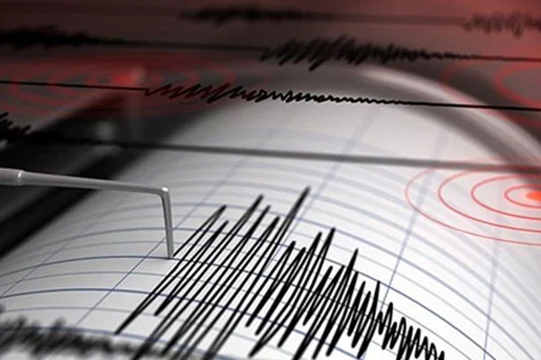 Akdeniz'de 3,9 şiddetinde deprem
