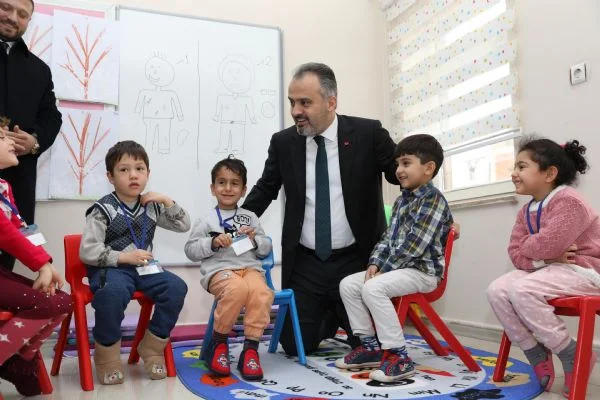 'Ana Kucağı'nda eğitim başladı! Okul öncesi eğitimde Büyükşehir farkı