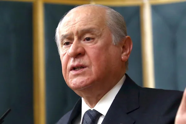 Bahçeli: Putin, İdlib'de Türkiye'ye karşı ikili oynuyor