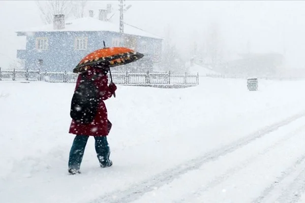 Bazı illerde eğitime kar engeli