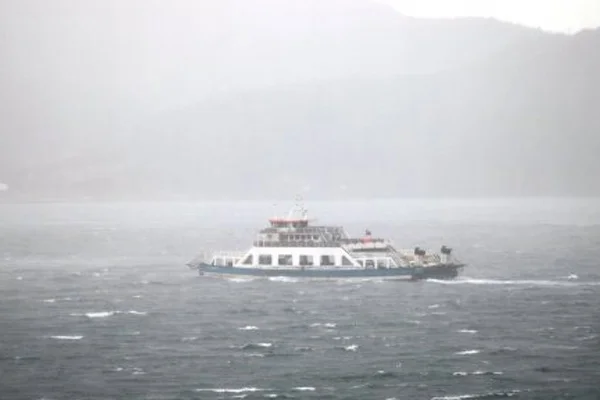 Çanakkale Boğazı gemi geçişine kapatıldı
