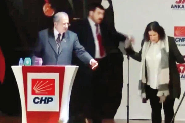 CHP Ankara İl Kongresi'nde gerilim yaşandı