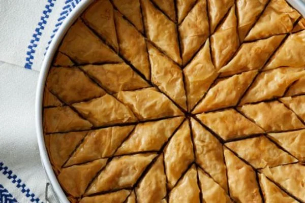 En güzel baklava hamuru nasıl yapılır?