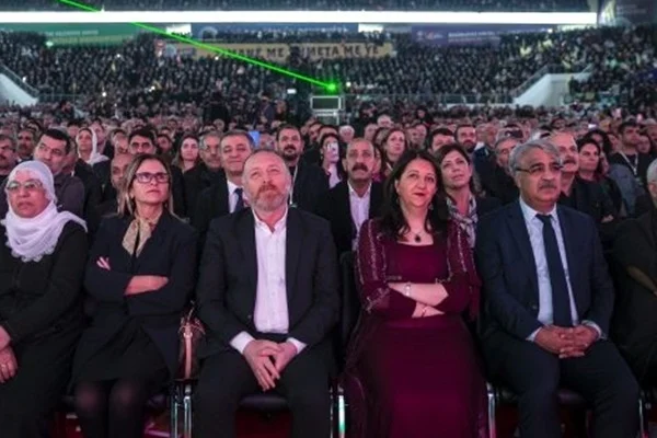 HDP kongresinde Ali Babacan'ın mesajı okundu