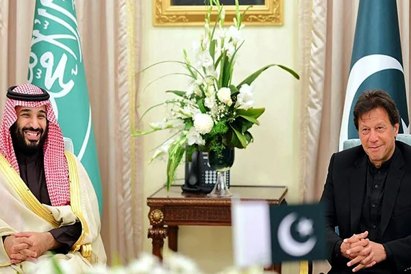 Hindistan gazetesi: Selman, Pakistan'ın Keşmir üzerindeki çabalarını engelledi