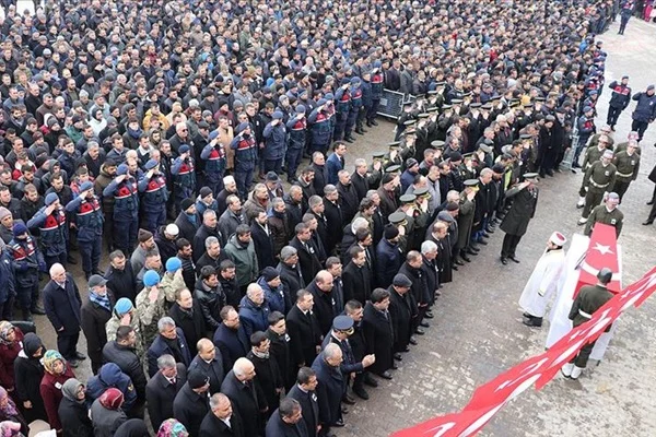 İdlib şehitlerine veda