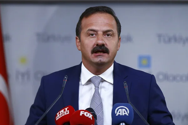 İYİ Parti Sözcüsü Ağıralioğlu: Erdoğan'ı bir darbe teşebbüsüne kurban etmeyiz