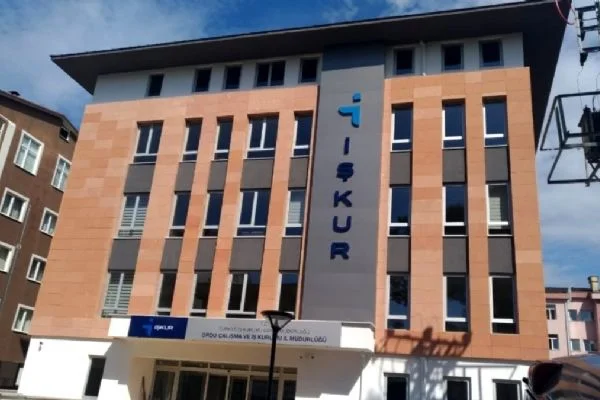 Kamu iş ilanları başta olmak üzere İŞKUR iş ilanları, personel alım ilanları