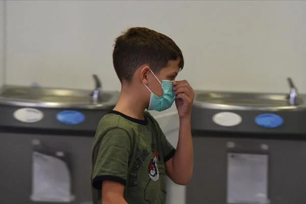 Kuveyt'te koronavirüs nedeniyle okullar 2 hafta tatil edildi