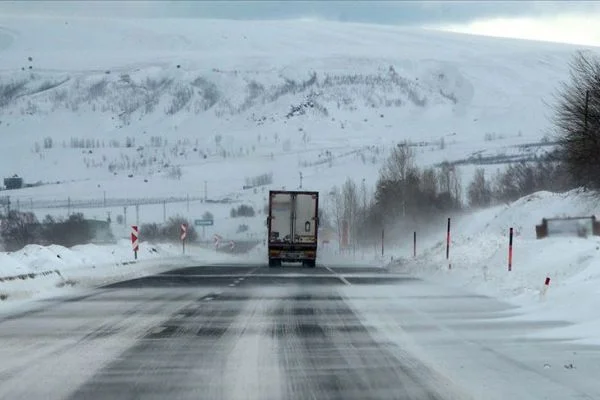 Meteorolojiden kar yağışı ve çığ tehlikesi uyarısı