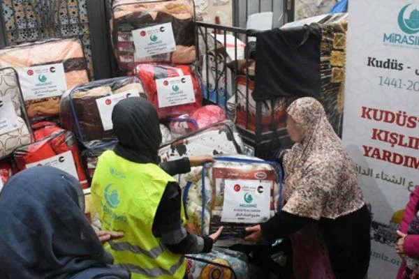 Mirasımız Derneği soğuk kış günlerinde Kudüs'ü unutmadı