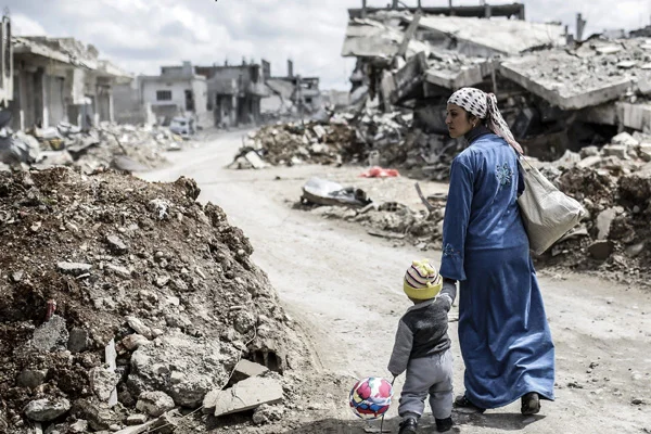 PYD ve Esed rejimine Suriye'de kayıp binlerce insanı araştırma çağrısı yapıldı
