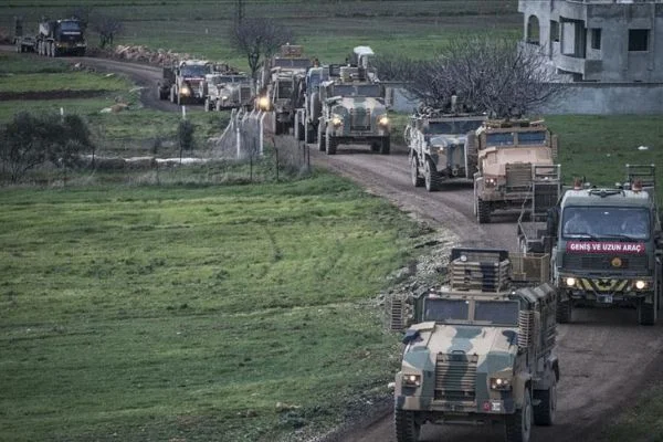 Suriye sınırına 200 araçlık askeri konvoy gönderildi
