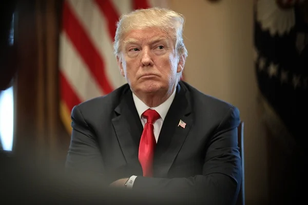 Trump: İran ile savaş düşünülenden daha yakın