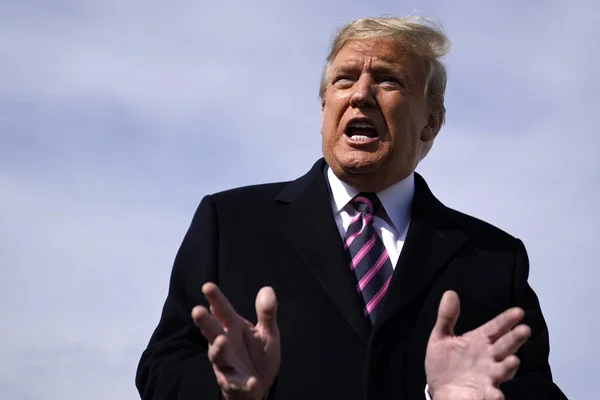 Trump: Koronavirüsle mücadelede çok iyi iş çıkarıyoruz