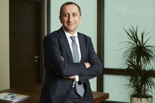 Türk Telekom'dan 2,4 milyar TL net kâr