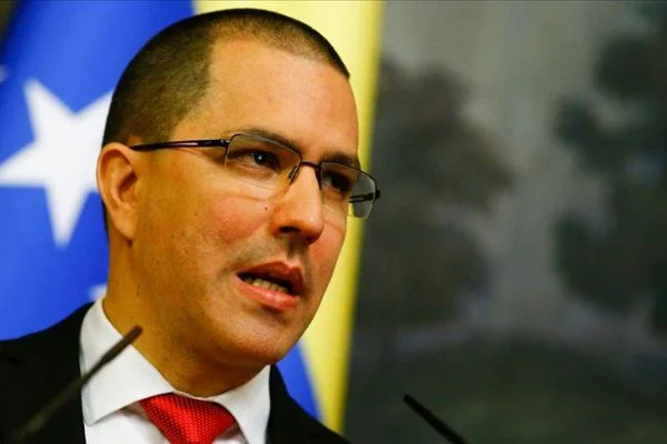 Venezuela ABD'ye karşı Uluslararası Ceza Mahkemesine başvurdu