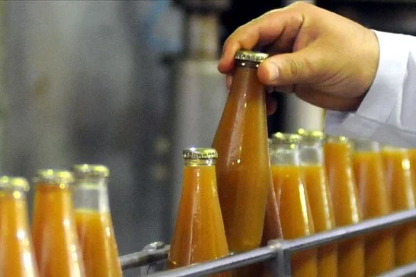 Yılda 1 milyar litre meyve suyu tüketiyoruz