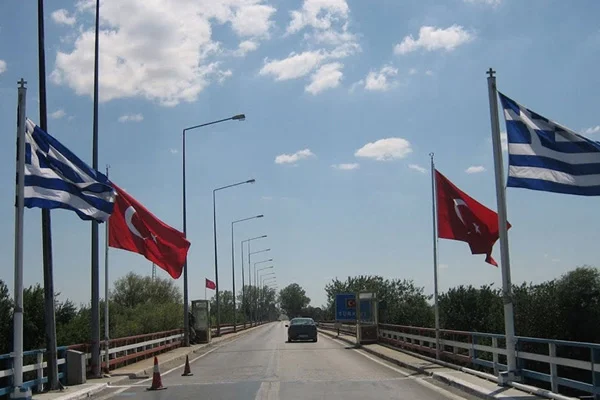 Yunan gazetesi yazdı: Ankara ve Atina yakında görüşecek