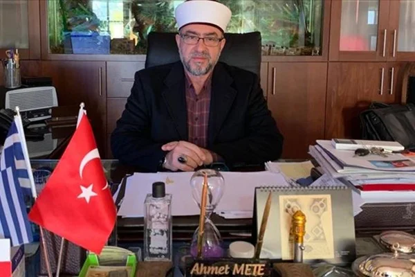 Yunanistan'da seçilmiş müftüye 4 ay hapis cezası verildi