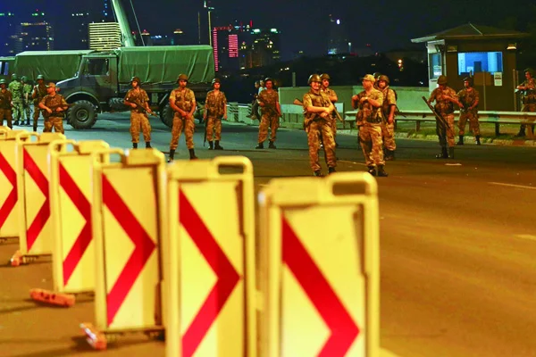 Yusuf Kaplan: Yeni bir darbenin ayak sesleri her yerden işitiliyor