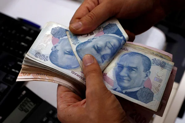 3 kamu bankasından 'İşe Devam Kredi Desteği'