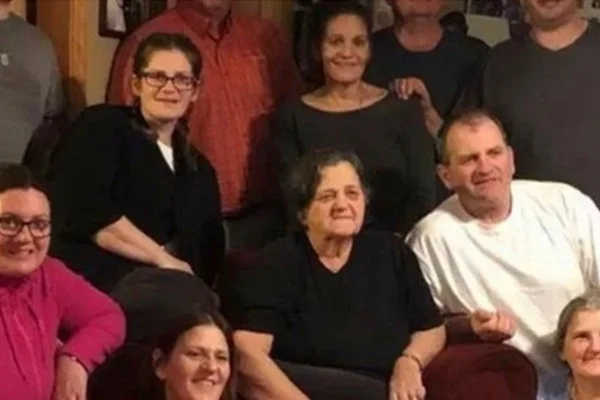 ABD'de koronavirüs dehşeti! Aile yemeğinde enfekte oldular: Ölüler var