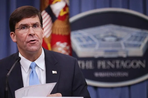ABD Savunma Bakanı Mark Esper ve yardımcısı karantinaya alındı