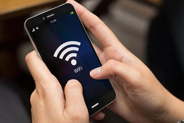 Acil durumlar için operatörlere interneti yavaşlatma hakkı