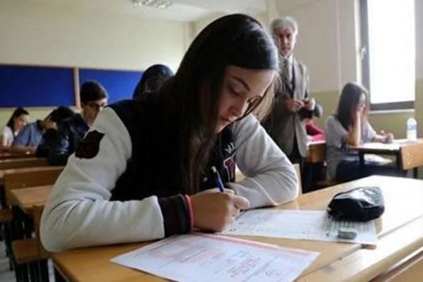 AÖL açık lise sınavları ertelendi mi? Açık lise sınavları ne zaman yapılacak?