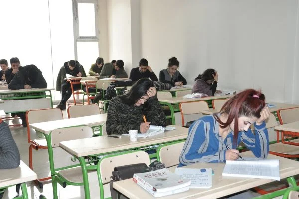 AÖL sınavı ne zaman yapılacak? AÖL açıköğretim sınavları iptal mi edildi?