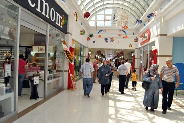 AVM'lerden koronavirüse karşı ortak mücadele