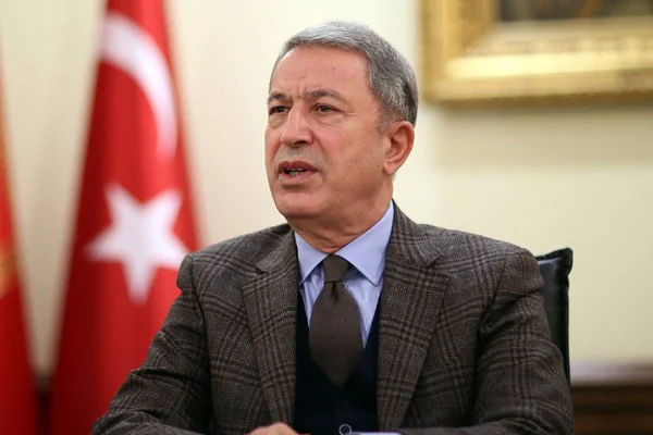 Bakan Akar'dan Esed rejimine gözdağı: Saldırılar devam ederse canlarını yakarız