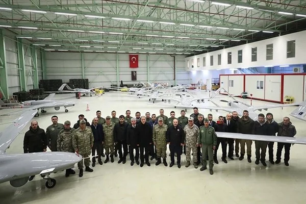 Bakan Mustafa Varank, uzman mühendisleri 'sıcak bölge'ye taşıdı