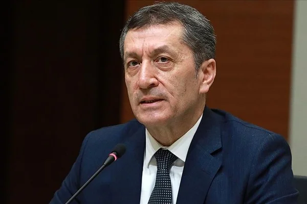 Bakan Selçuk: Uzaktan eğitim 30 Nisan'a kadar devam edecek