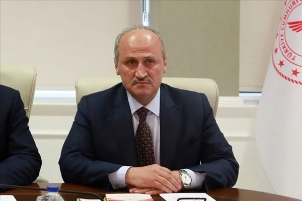 Bakan Turhan: 9 ülkeye uçuşlar durduruldu