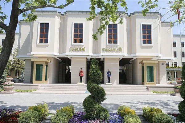 Bakanlık duyurdu: Pavyon, diskotek, bar ve gece kulüpleri kapatıldı