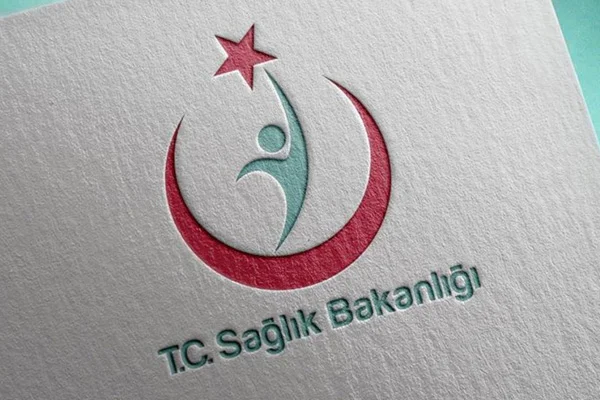 Bakanlık: Sağlık çalışanlarının işinden ayrılmasına izin verilmeyecek