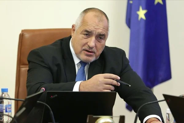 Borisov: Yunanistan'ın göçmen tavrını soğukkanlılıkla izlememiz mümkün değil