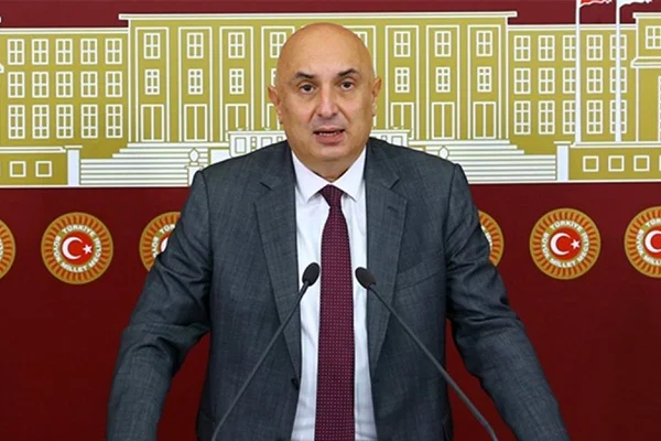 CHP'li Engin Özkoç'tan Cumhurbaşkanı Erdoğan'a ağır hakaretler